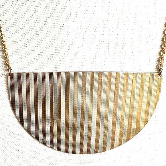 Amano Studio Modern Necklace Gold tone Geometric Shape Lagenlook Statement - Picture 1 of 8